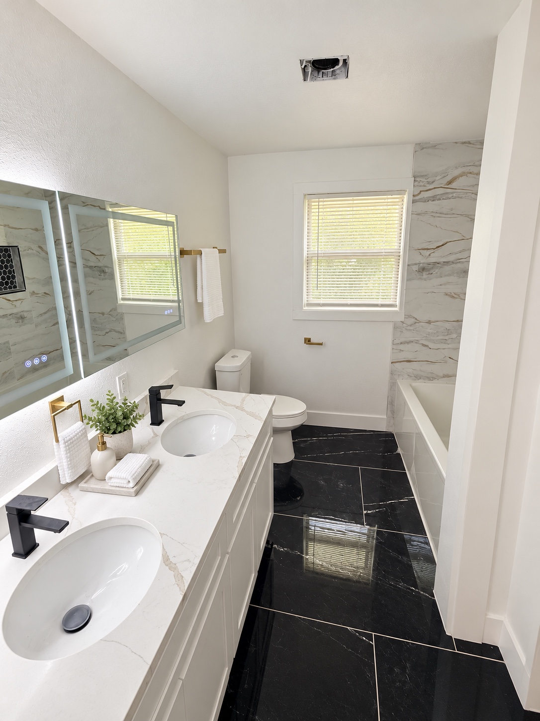 Bathroom vanity